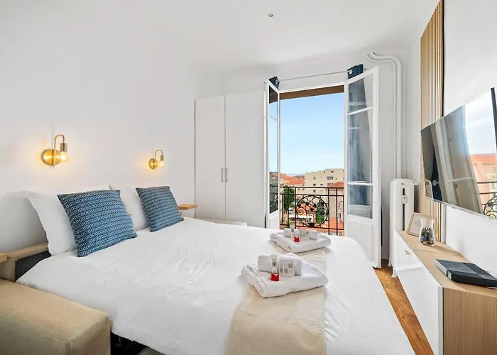 Le Riva - Hyper Centre - Parking - Wifi Appartement