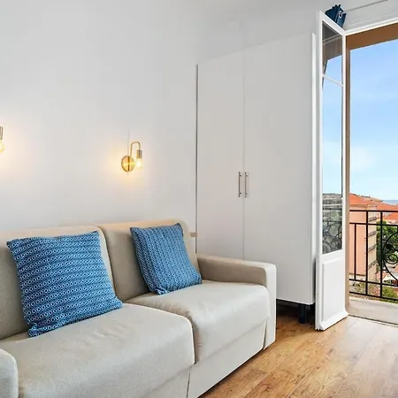 Apartment Le Riva - Hyper Centre - Parking - Proche Gare Menton
