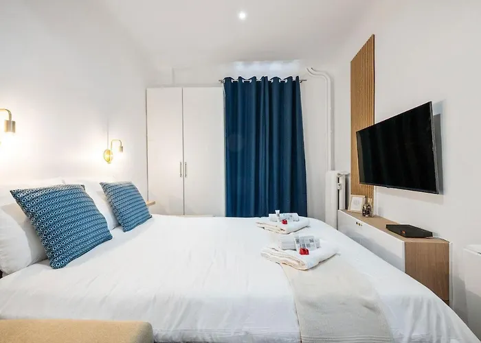 Апартаменти Le Riva - Hyper Centre - Parking - Wifi *