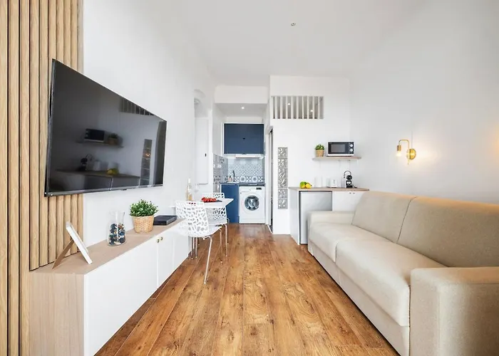 Apartment Le Riva - Hyper Centre - Parking - Wifi