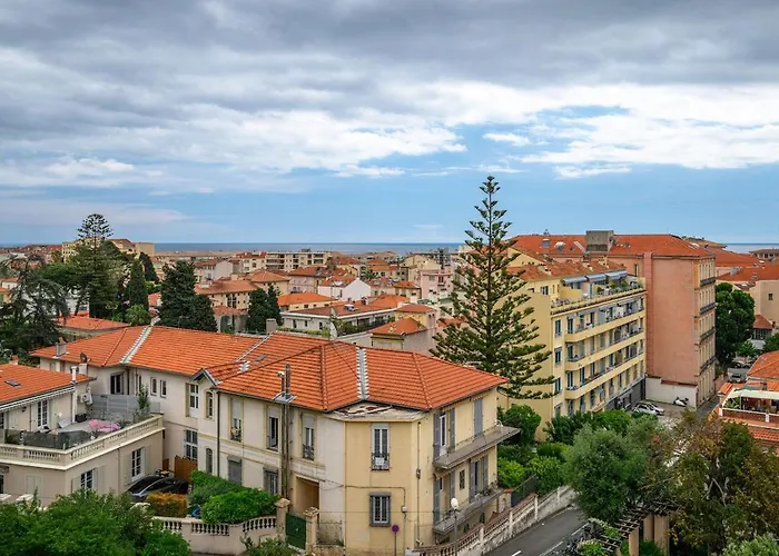 Le Riva - Hyper Centre - Parking - Wifi Apartment Menton